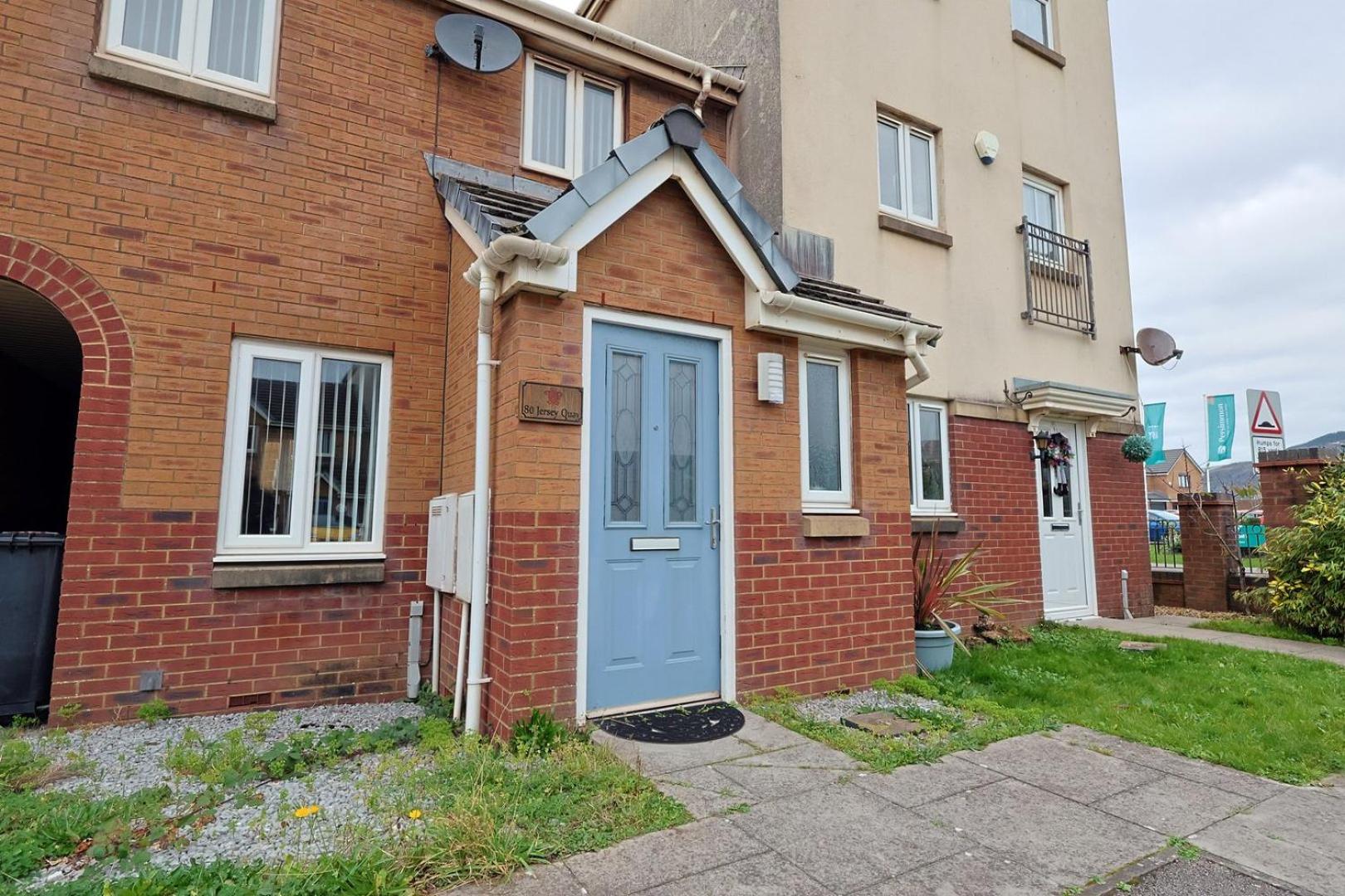 Relaxing 2-Bed Coastal Escape In Port Talbot Apartment Exterior foto